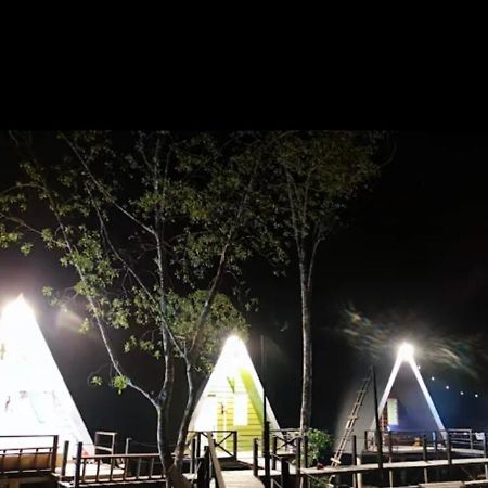 SematanThe Mangrove别墅 外观 照片